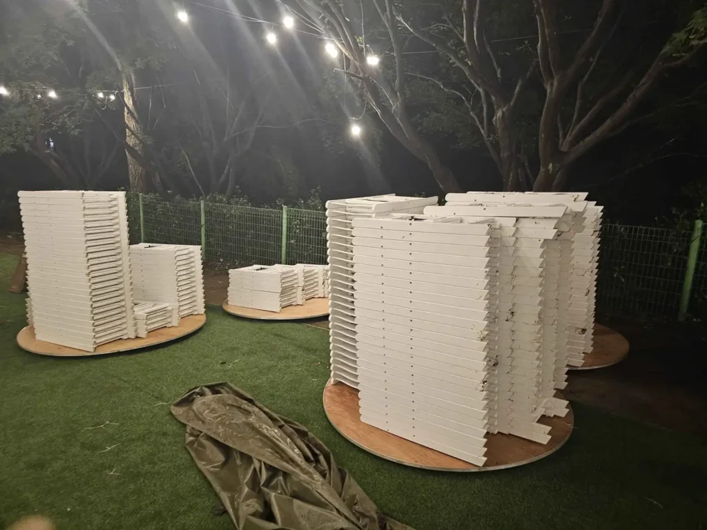 히든가든 야외웨딩 알바 테이블 의자 철수-4