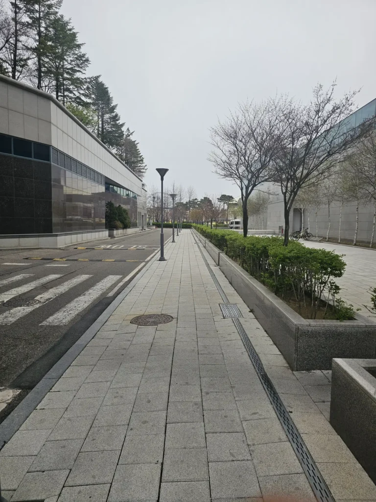 그랜드하얏트 인천 홀서빙 알바 후기 15시간 근무하고 받은 25만원7