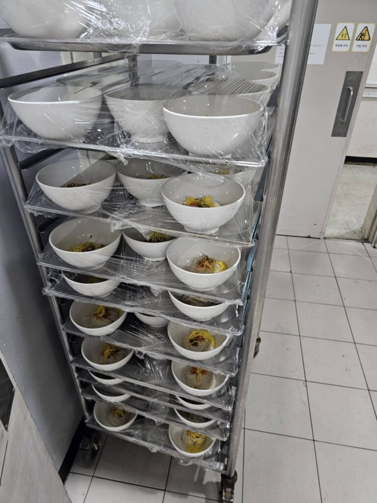 송도 쉐라톤 그랜드 인천 호텔 연회장 주방보조 후기 눈치 지옥에 시간이 멈춘 주방10