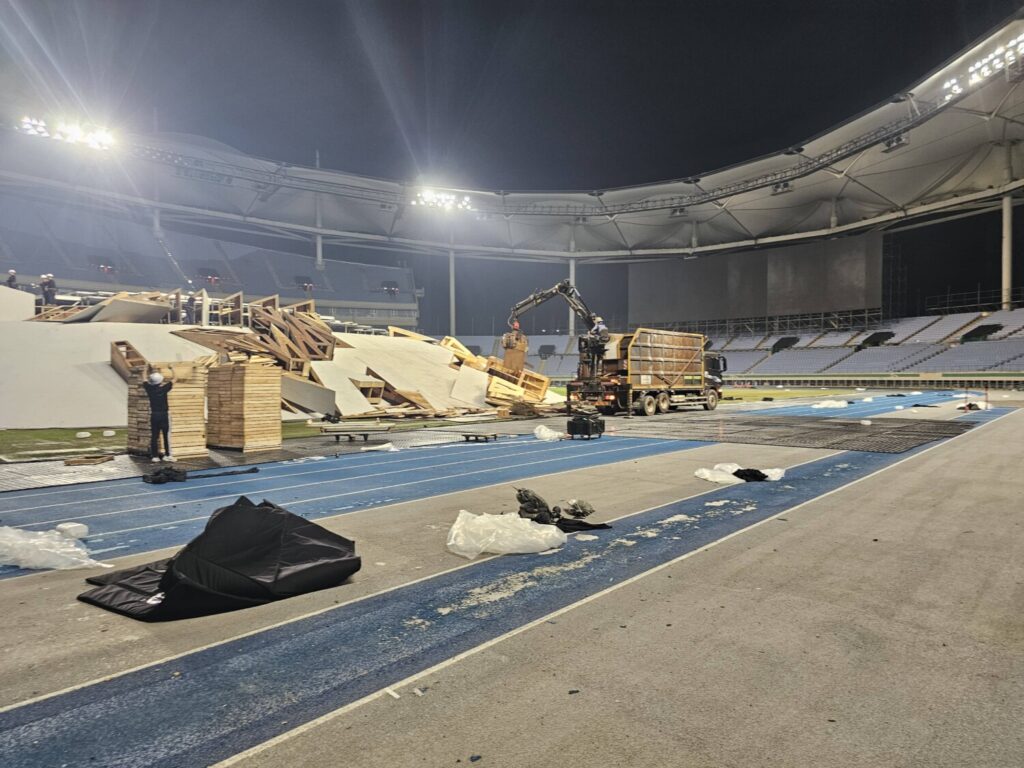 칸예 웨스트 내한공연 철거 보조 알바 후기8