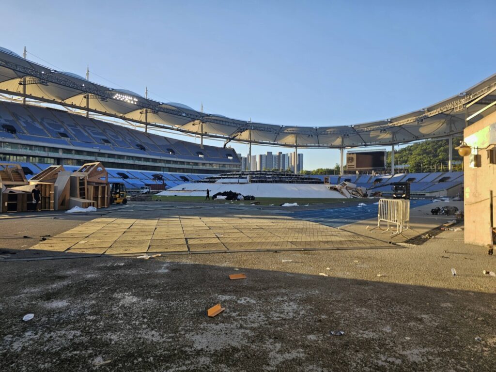 칸예 웨스트 내한공연 철거 보조 알바 후기12