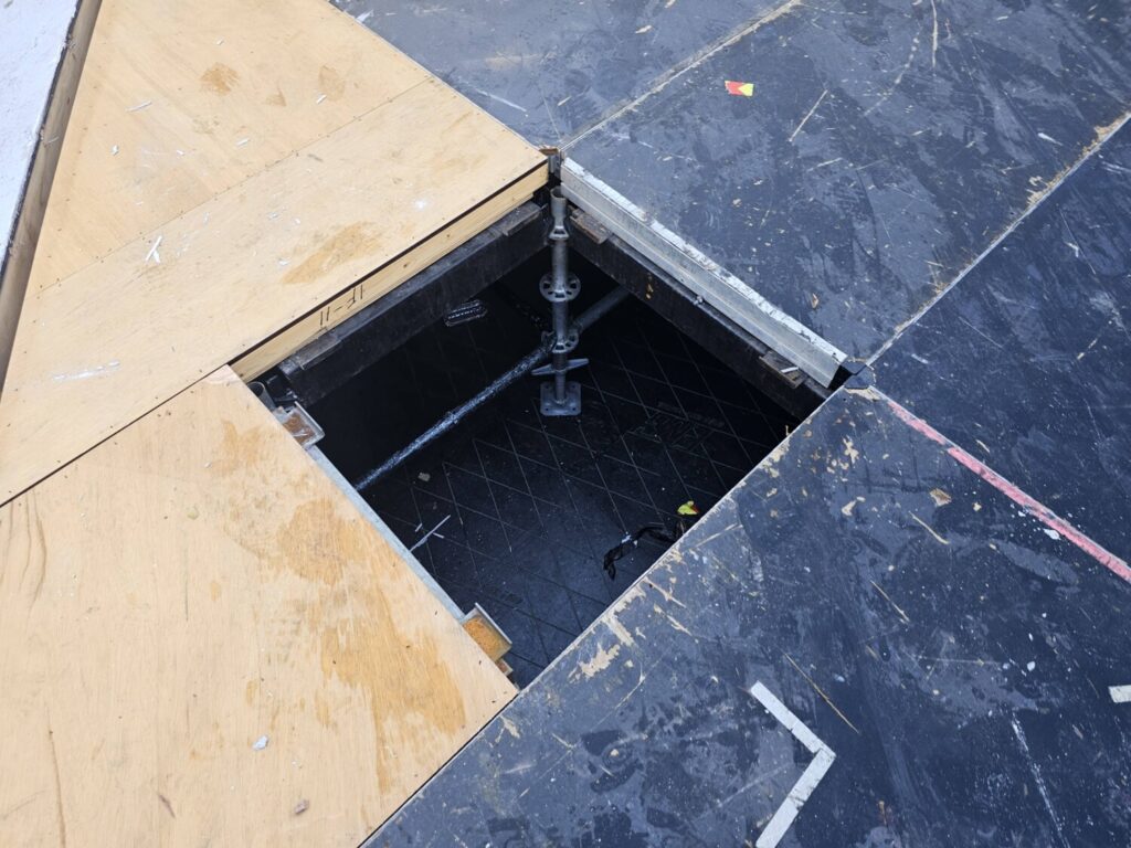 칸예 웨스트 내한공연 철거 보조 알바 후기13