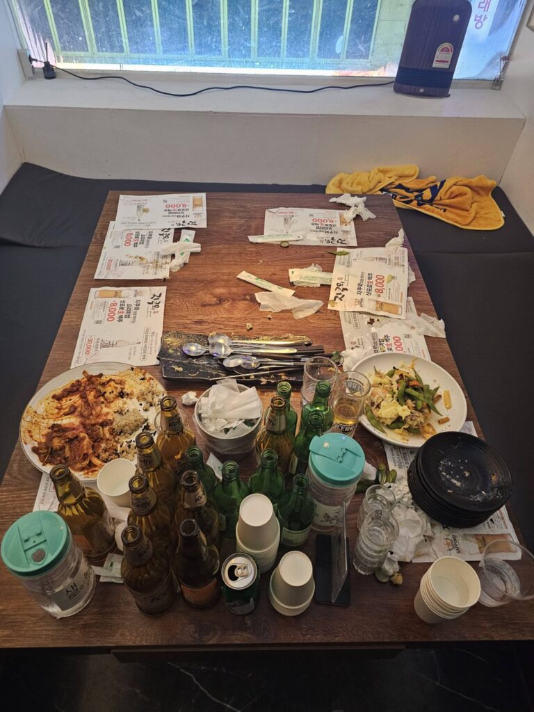인천 구월동 자쿠와 홀서빙 알바 후기 - 이자카야 술집 알바의 특징과 장단점 테이블 치우기 팁