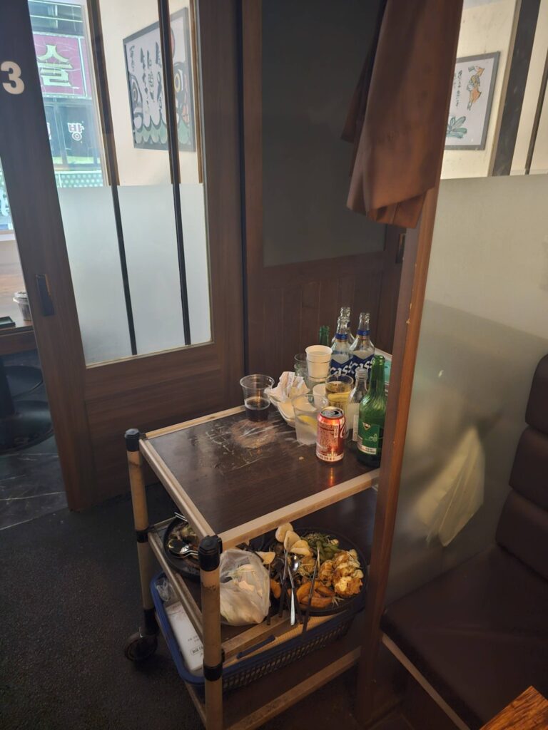 인천 구월동 자쿠와 홀서빙 알바 후기 - 이자카야 술집 알바의 특징과 장단점 서빙카트